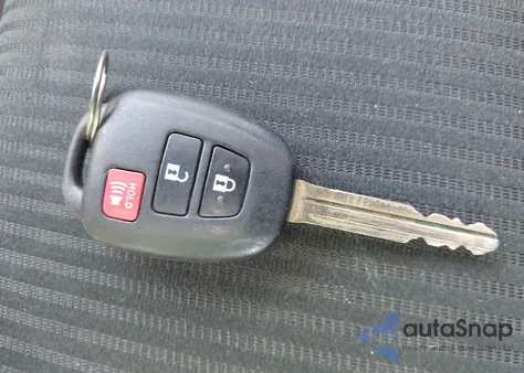 2015 Toyota Rav4 Le from USA, damaged, VIN JTMZFREV2FD057266